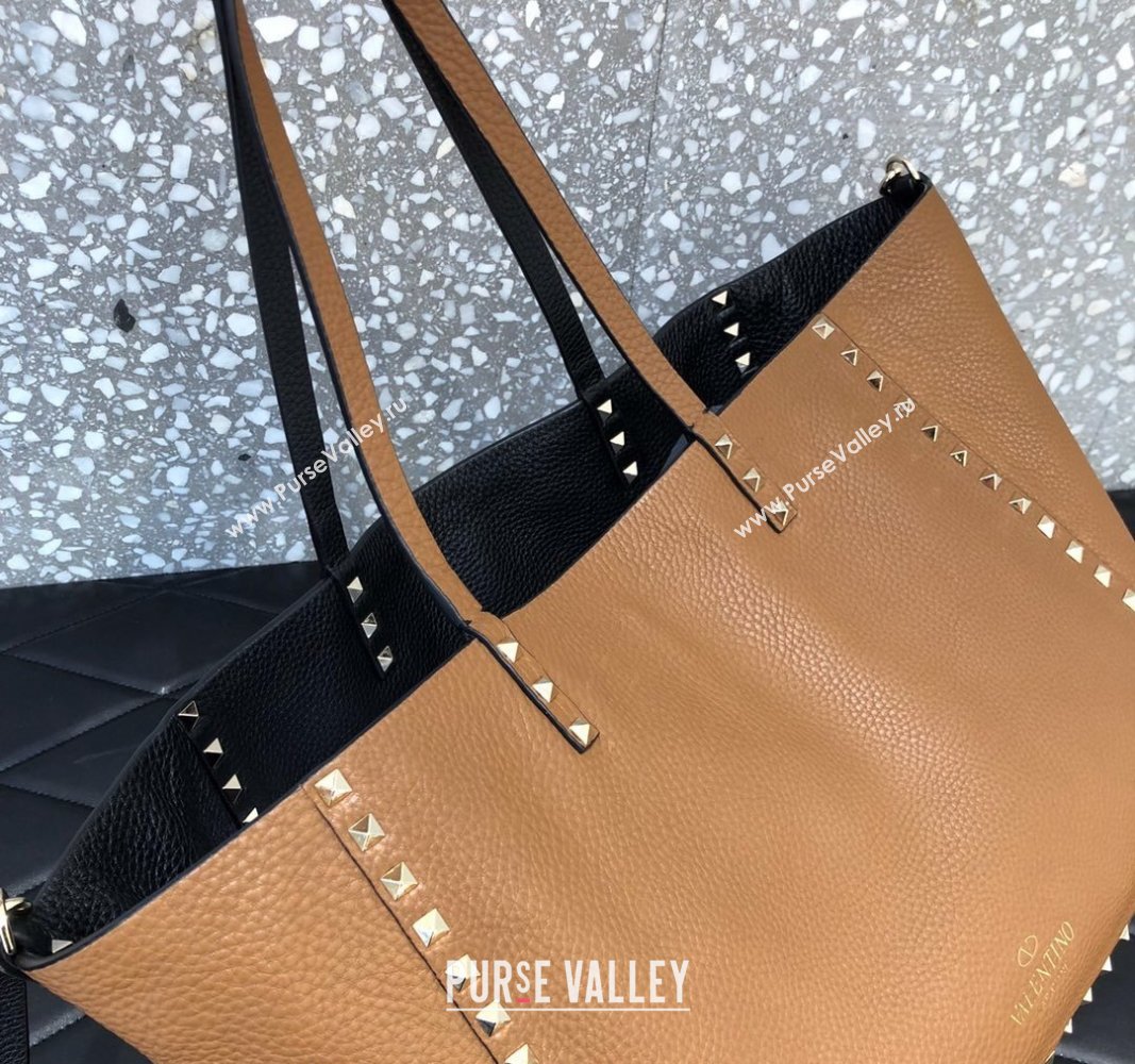 Valentino Rockstud Grainy Calfskin Reversible Tote Bag Brown/Black 2024 0077 (LN-240313029)