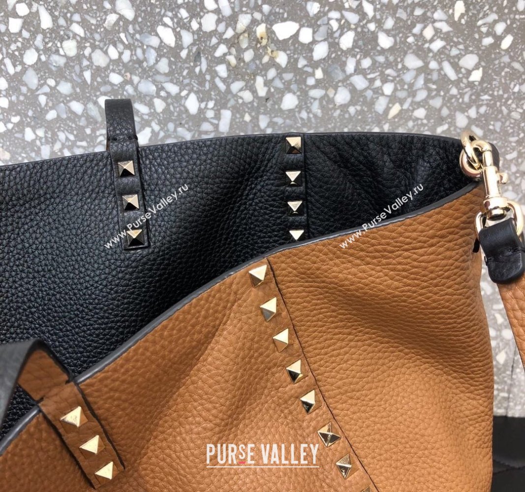 Valentino Rockstud Grainy Calfskin Reversible Tote Bag Brown/Black 2024 0077 (LN-240313029)