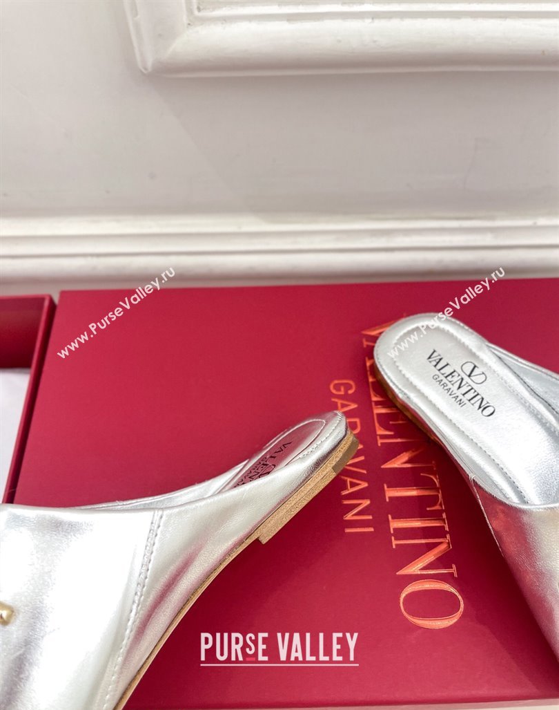 Valentino The Bold Edition VLogo Flat Mules Silver 2024 0429 (MD-240429090)