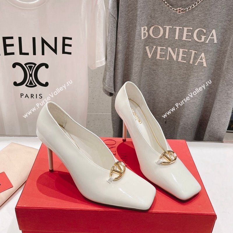 Valentino The Bold Edition VLogo Square Pumps 9.5cm in Patent Calfskin White 2024 (MD-240429178)