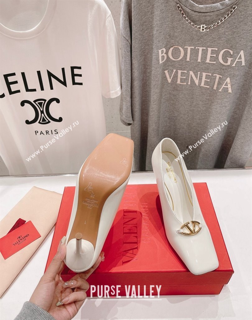 Valentino The Bold Edition VLogo Square Pumps 9.5cm in Patent Calfskin White 2024 (MD-240429178)