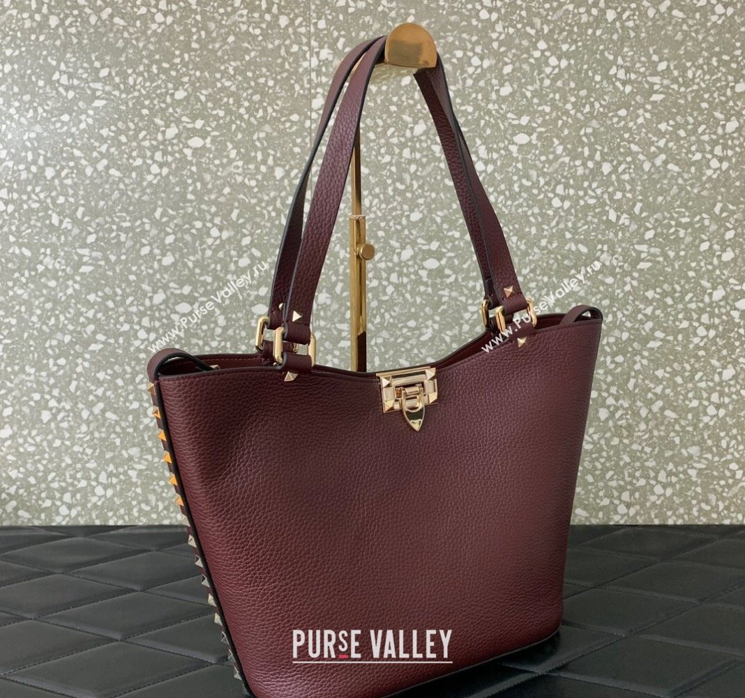 Valentino Rockstud Calfskin Shopping bag Burgundy 2024 0055 (LN-2405241136)