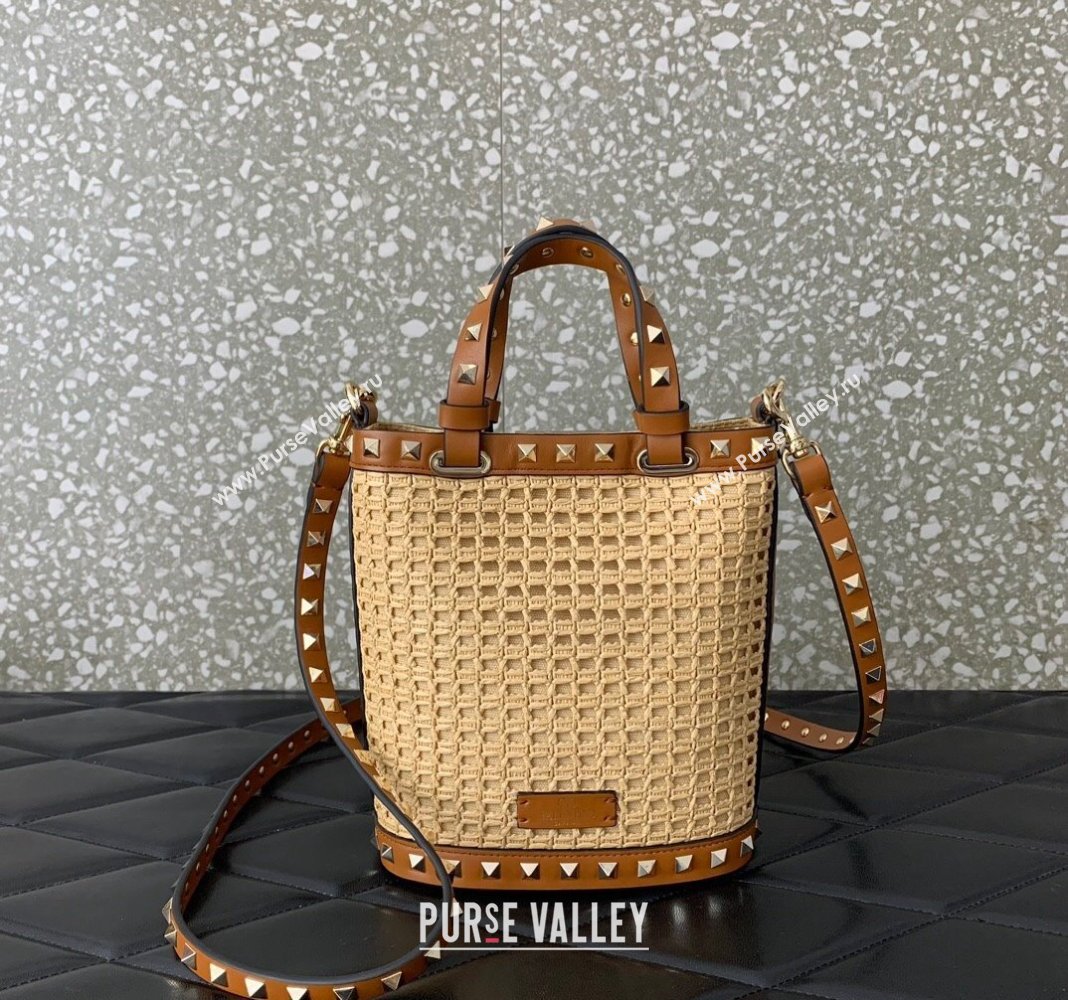 Valentino Mini Rockstud Bucket Bag in Woven Raffia Straw Beige/Brown 2024 0314 (LN-2405241148)