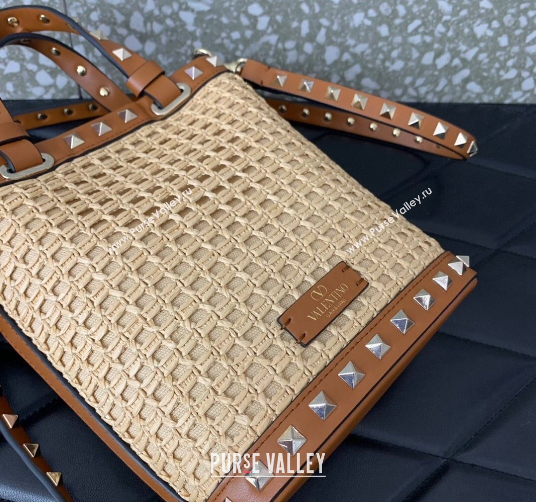 Valentino Mini Rockstud Bucket Bag in Woven Raffia Straw Beige/Brown 2024 0314 (LN-2405241148)