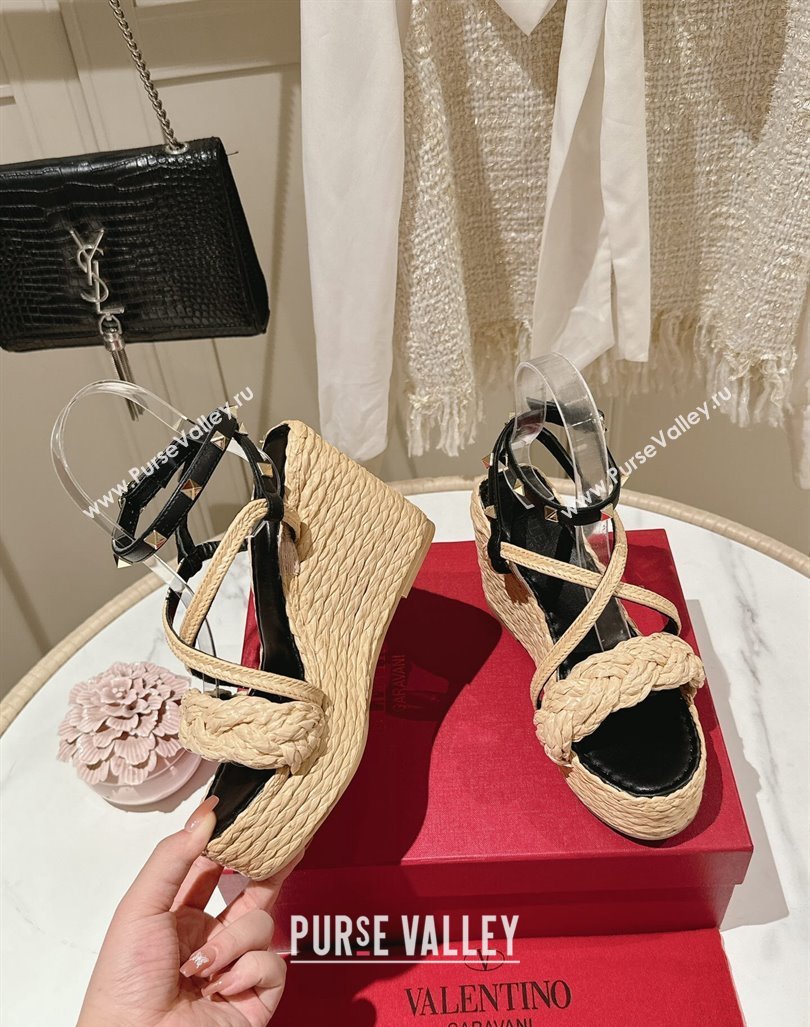 Valentino Rockstud Ankle Strap Wedge Sandals 10cm in Calfskin and Straw-Like Black 2024 0611 (MD-240612109)