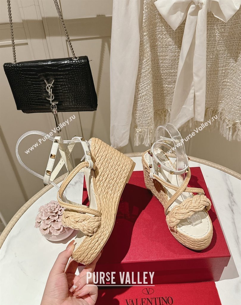 Valentino Rockstud Ankle Strap Wedge Sandals 10cm in Calfskin and Straw-Like White 2024 0611 (MD-240612111)