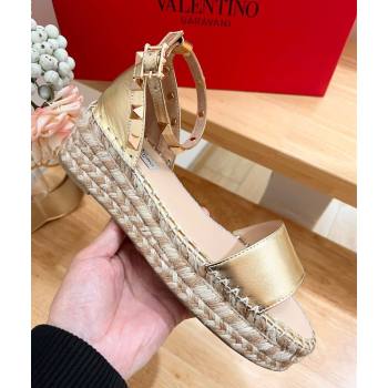 Valentino Rockstud Espadrille Platform Sandals in Grained Calfskin Gold 2024 0612 (MD-240612082)