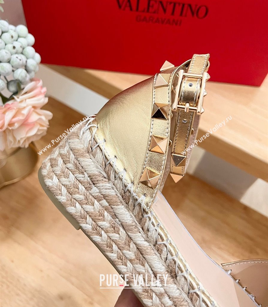 Valentino Rockstud Espadrille Platform Sandals in Grained Calfskin Gold 2024 0612 (MD-240612082)