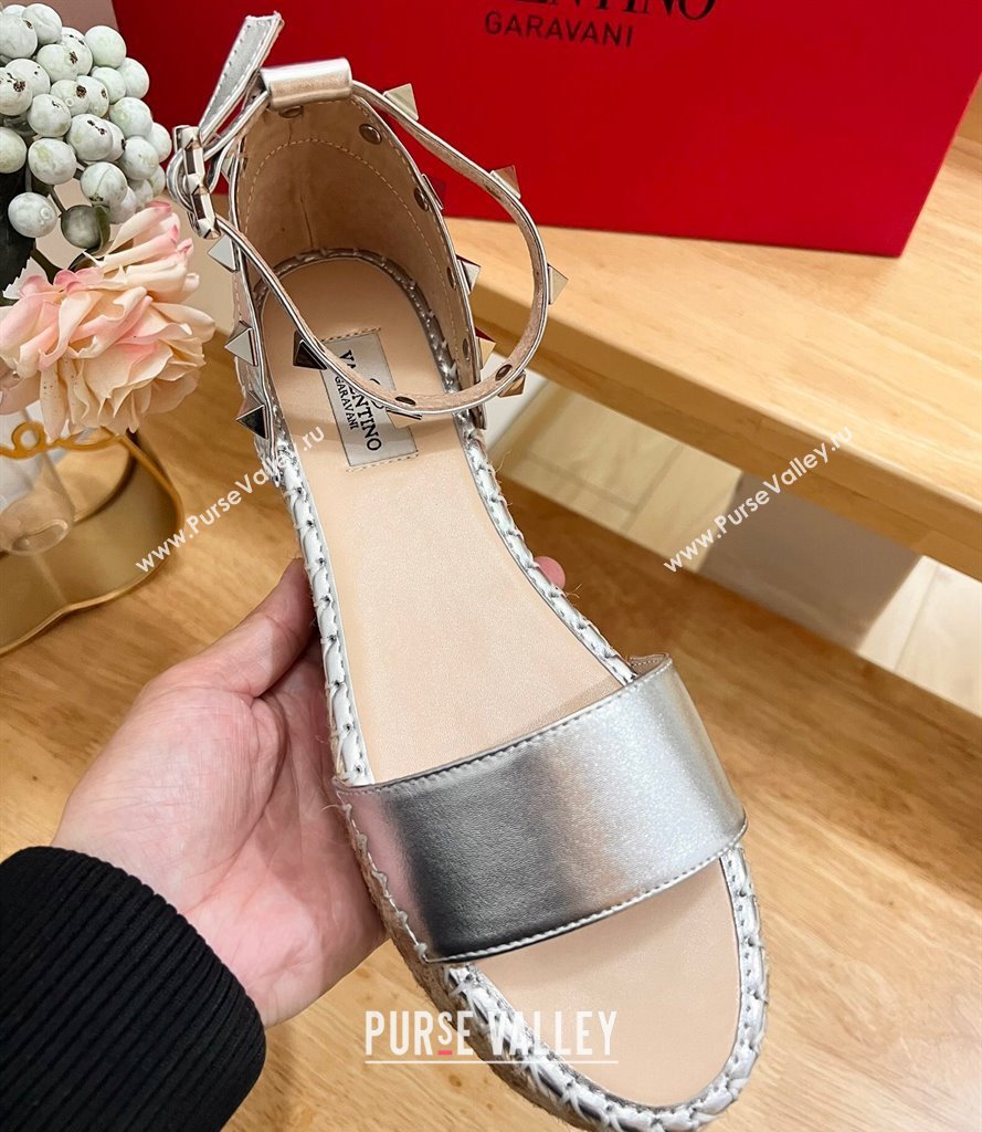 Valentino Rockstud Espadrille Platform Sandals in Grained Calfskin Silver 2024 0612 (MD-240612083)