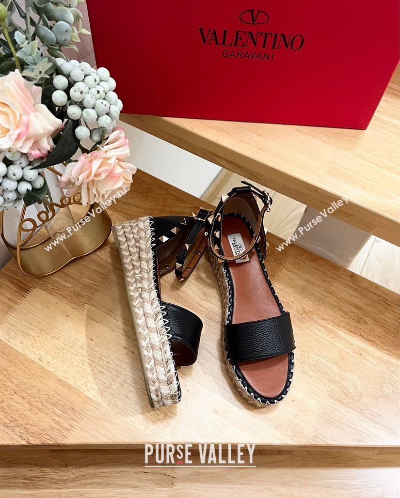 Valentino Rockstud Espadrille Platform Sandals in Grained Calfskin Black 2024 0612 (MD-240612085)