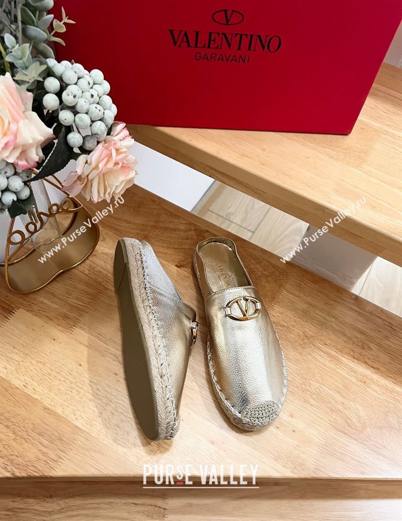 Valentino The Bold Edition VLogo Espadrille Flat Mules in Grained Calfskin Gold 2024 0612 (MD-240612091)