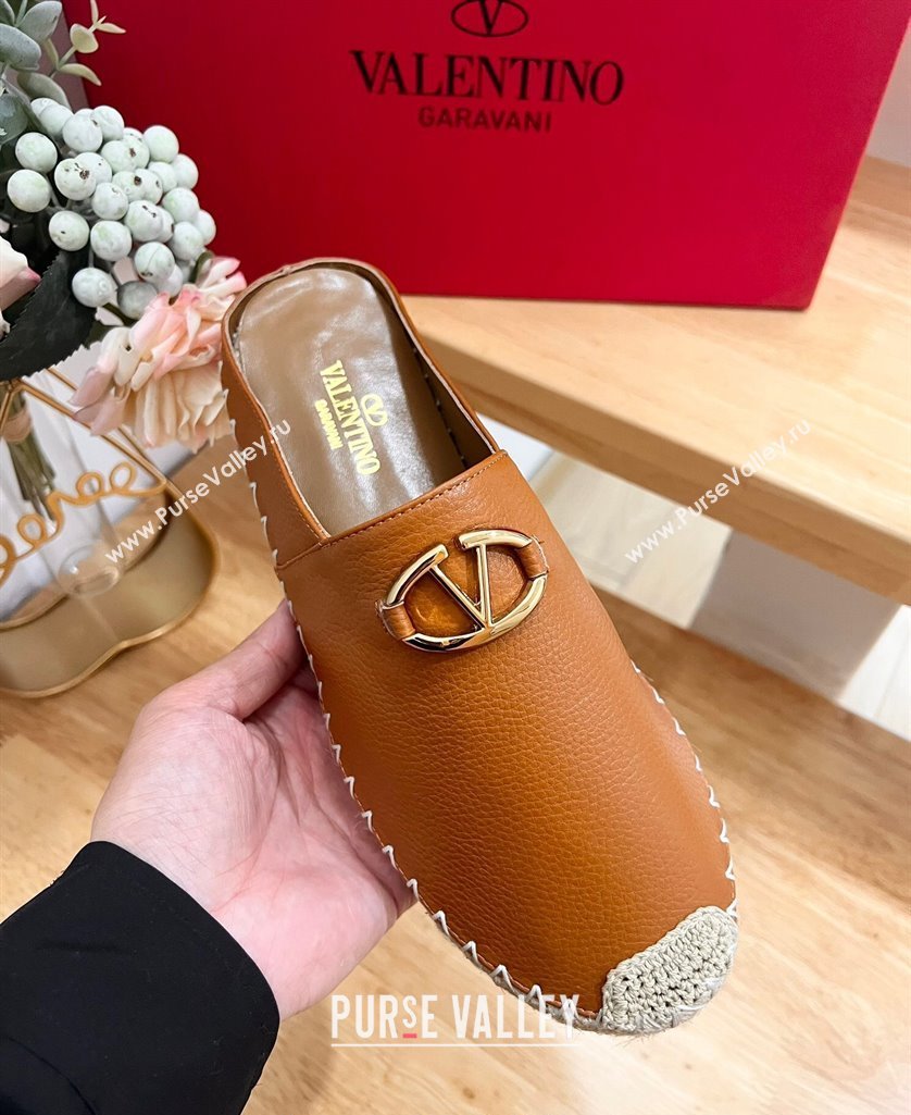 Valentino The Bold Edition VLogo Espadrille Flat Mules in Grained Calfskin Brown 2024 0612 (MD-240612092)