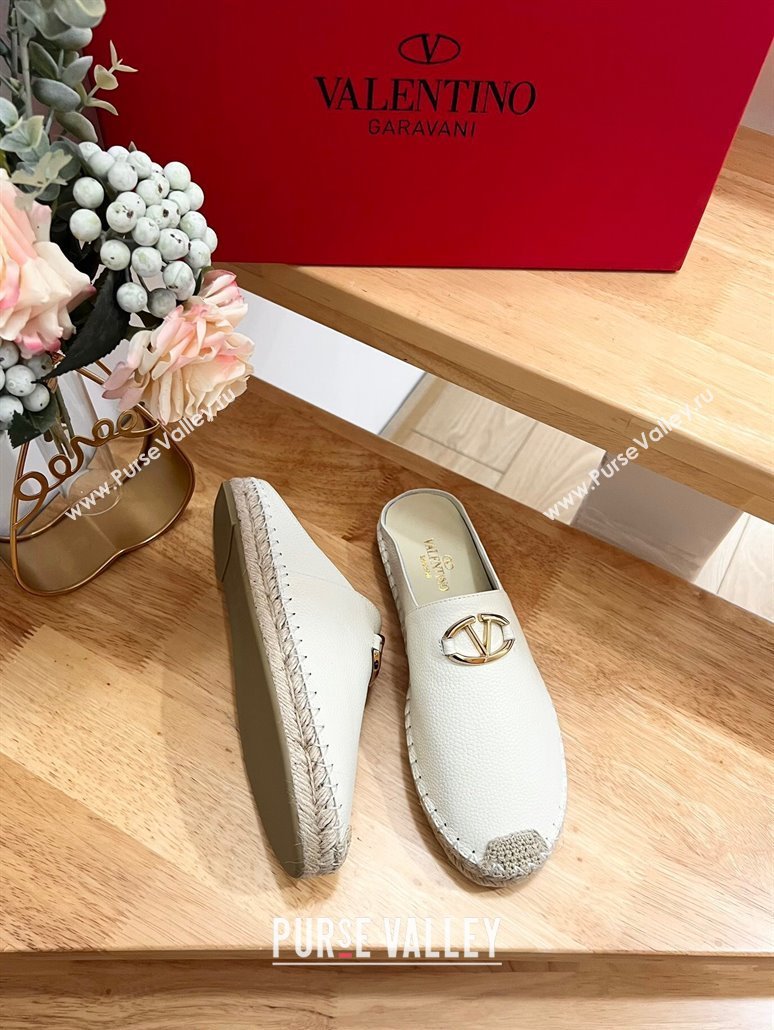 Valentino The Bold Edition VLogo Espadrille Flat Mules in Grained Calfskin White 2024 0612 (MD-240612093)