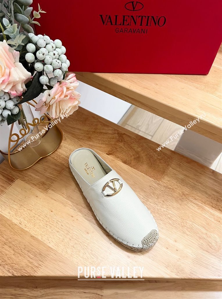 Valentino The Bold Edition VLogo Espadrille Flat Mules in Grained Calfskin White 2024 0612 (MD-240612093)