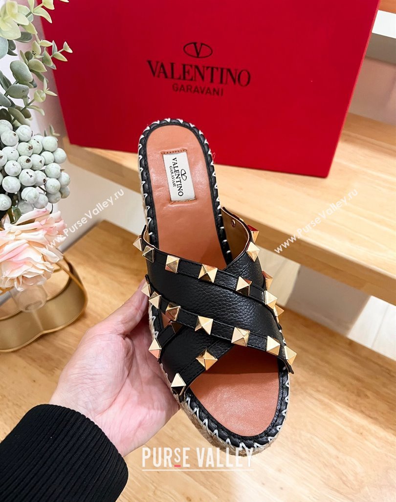 Valentino Rockstud Espadrille Wedge Slides Sandal in Grained Calfskin Black 2024 0612 (MD-240612098)