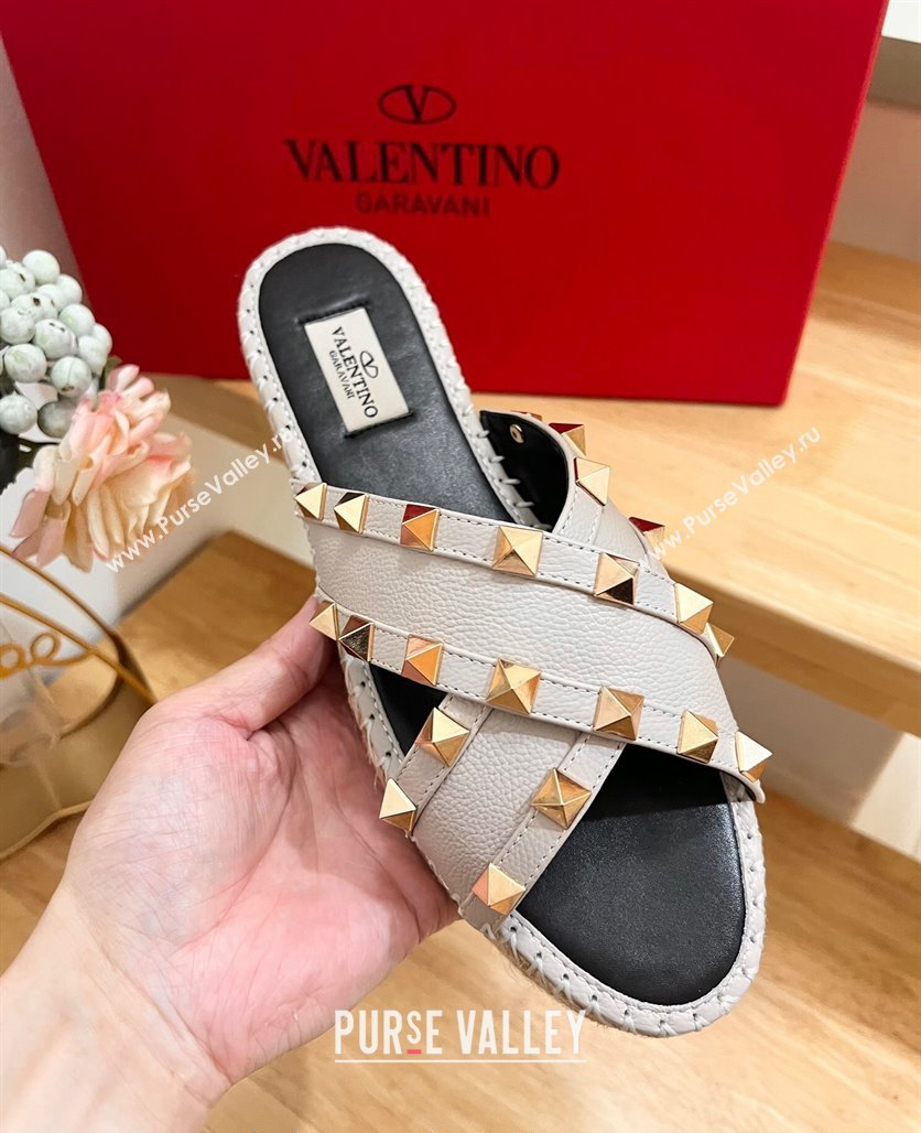 Valentino Rockstud Espadrille Flat Slides Sandal in Grained Calfskin Grey 2024 0612 (MD-240612101)