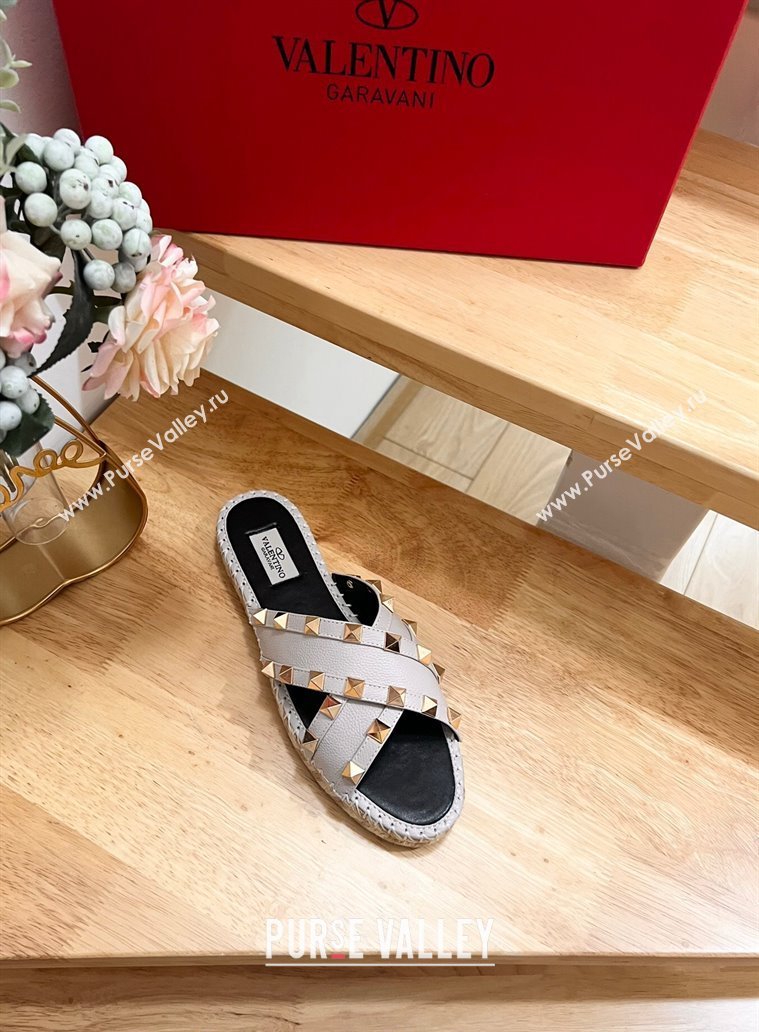 Valentino Rockstud Espadrille Flat Slides Sandal in Grained Calfskin Grey 2024 0612 (MD-240612101)