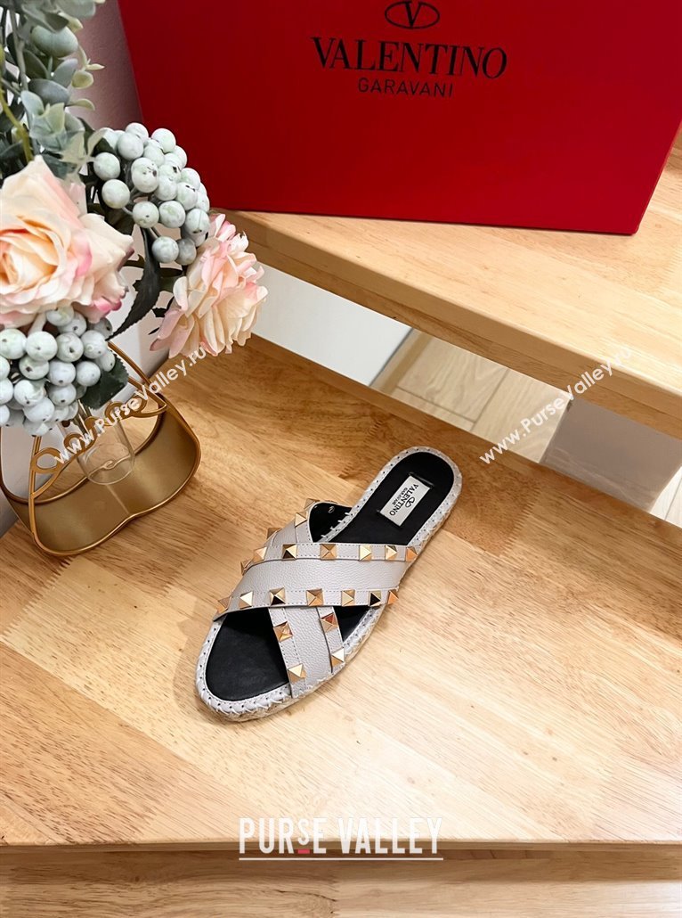 Valentino Rockstud Espadrille Flat Slides Sandal in Grained Calfskin Grey 2024 0612 (MD-240612101)