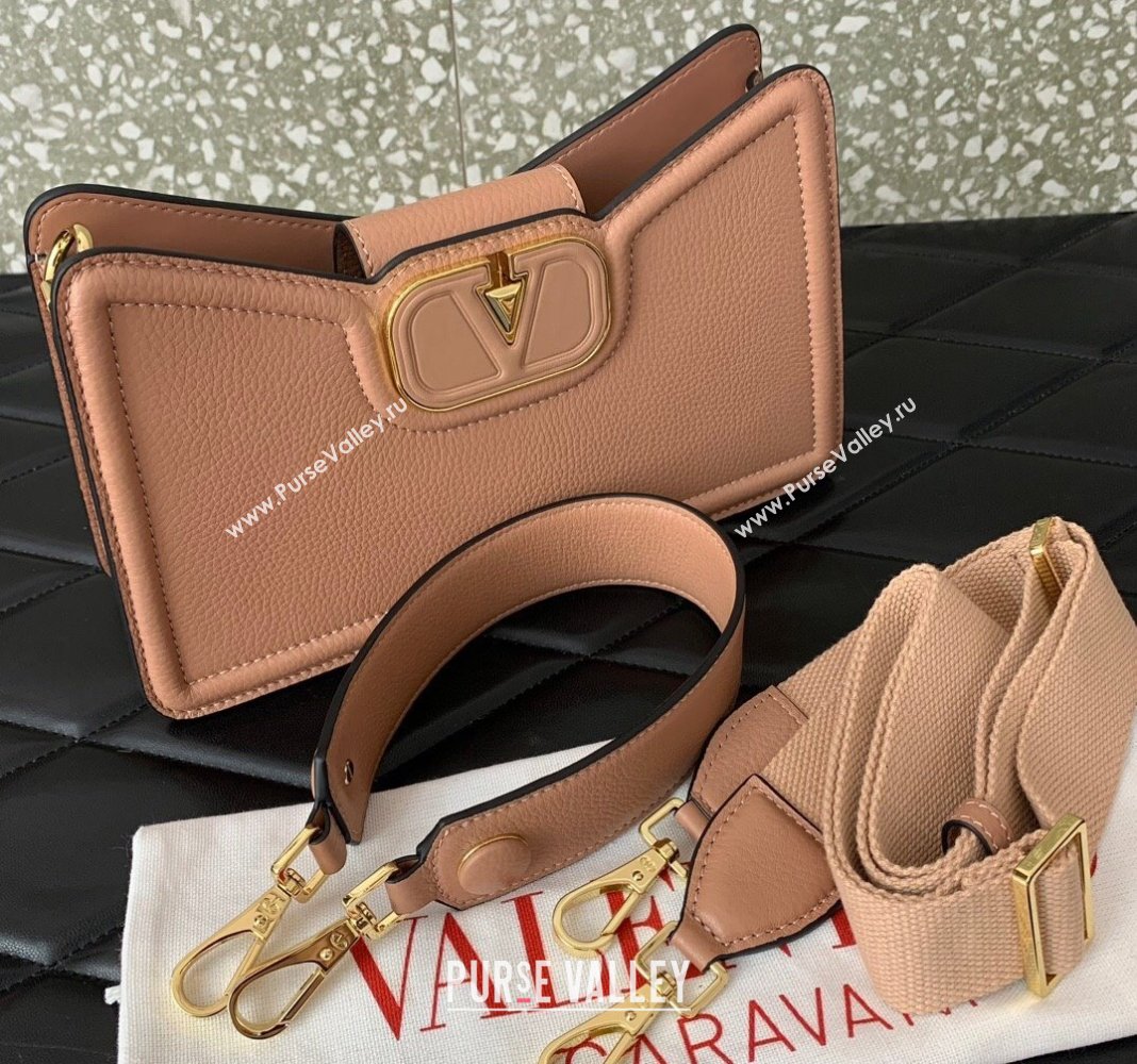 Valentino VLogo Signature Shoulder bag in Soft Grained Calfskin Rose Beige 2024 0119 (LN-240624011)