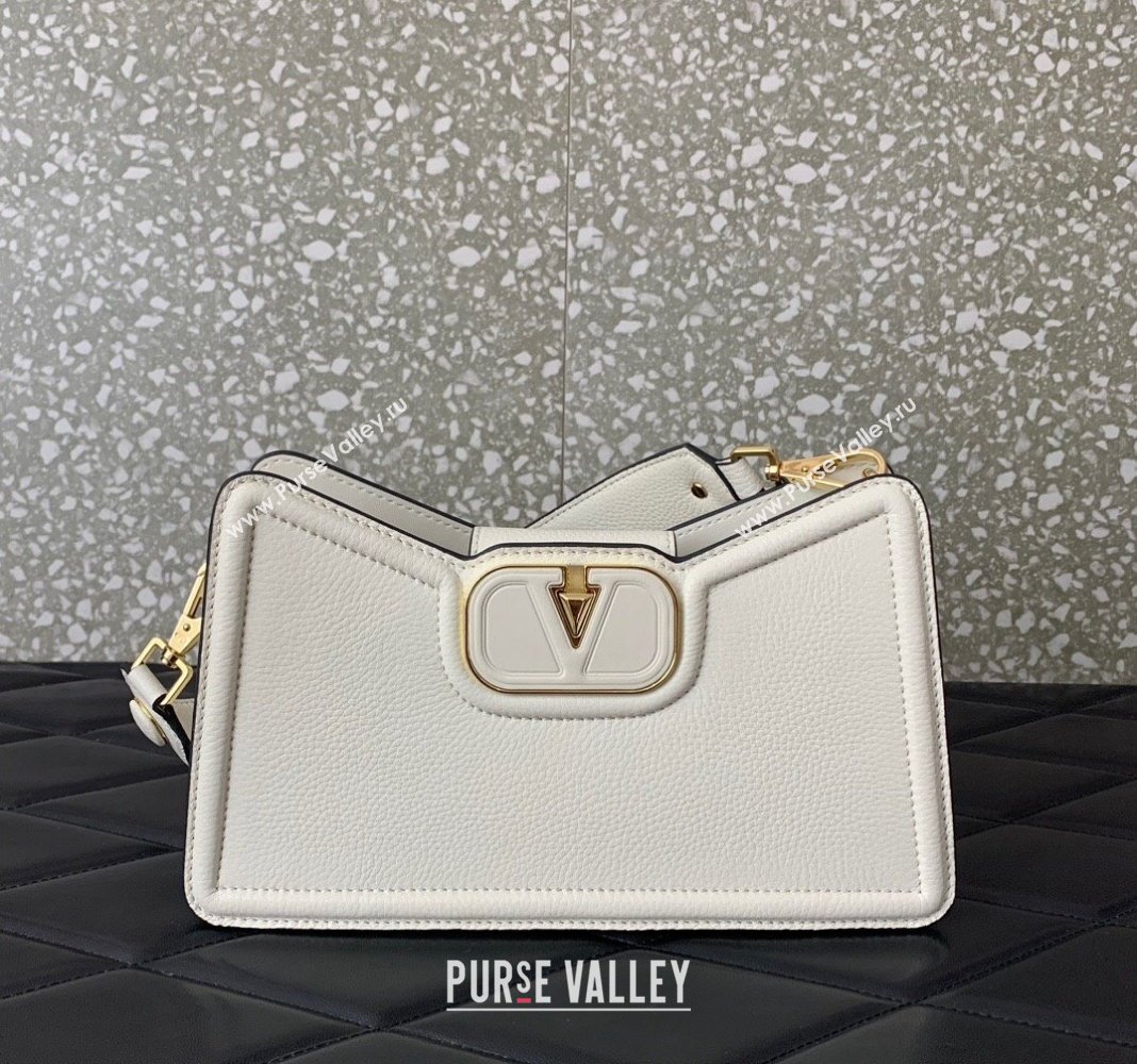 Valentino VLogo Signature Shoulder bag in Soft Grained Calfskin White 2024 0119 (LN-240624012)