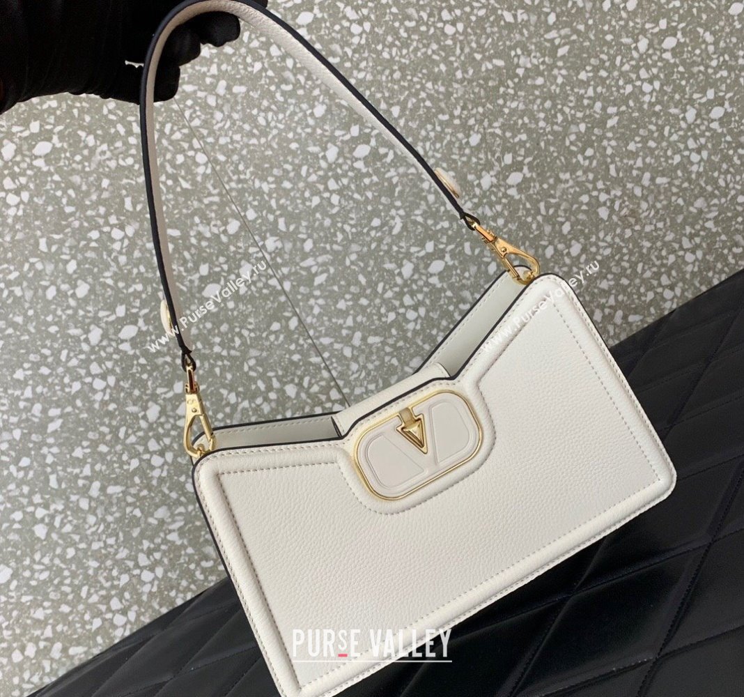 Valentino VLogo Signature Shoulder bag in Soft Grained Calfskin White 2024 0119 (LN-240624012)