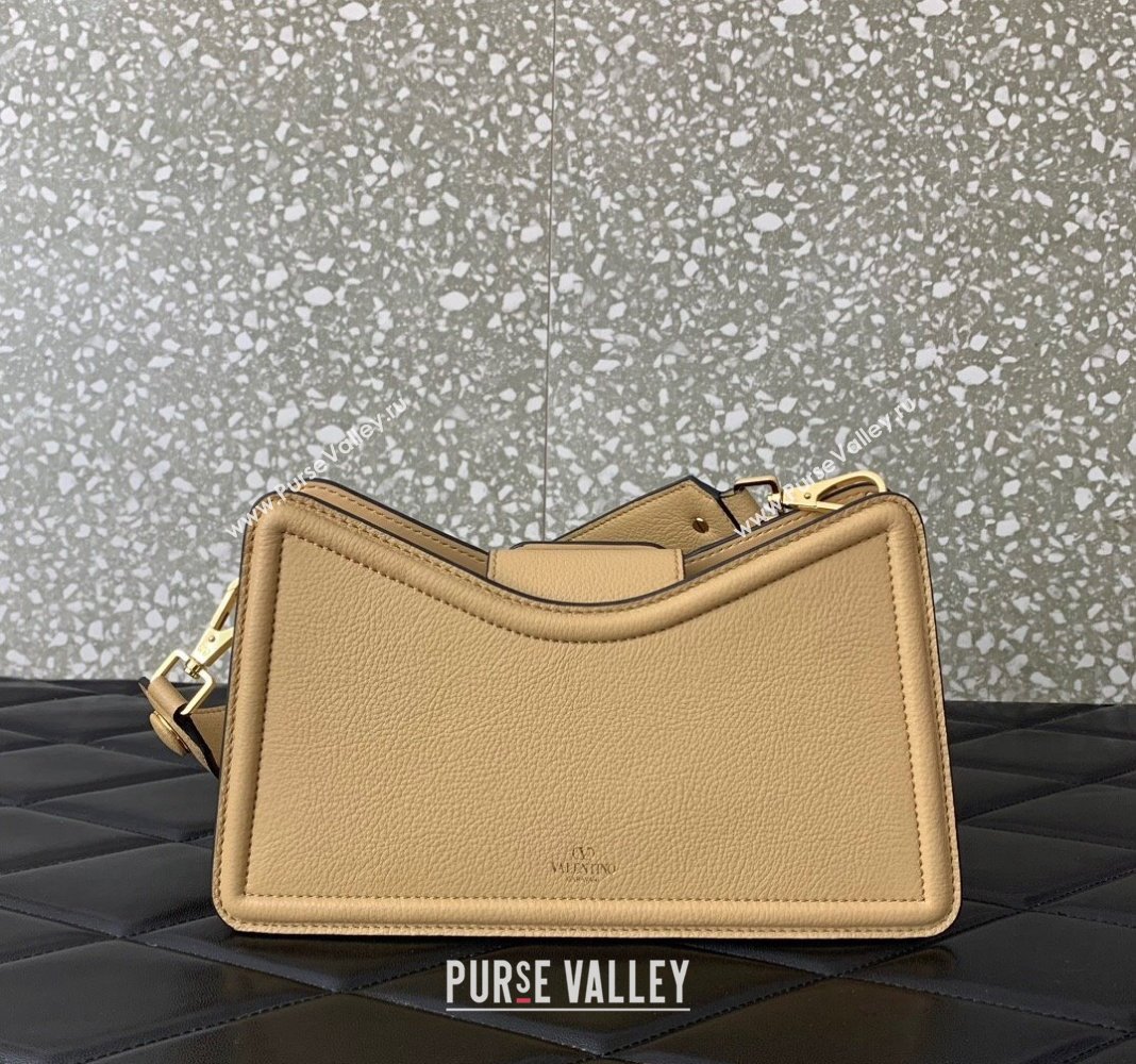 Valentino VLogo Signature Shoulder bag in Soft Grained Calfskin Beige Yellow 2024 0119 (LN-240624015)