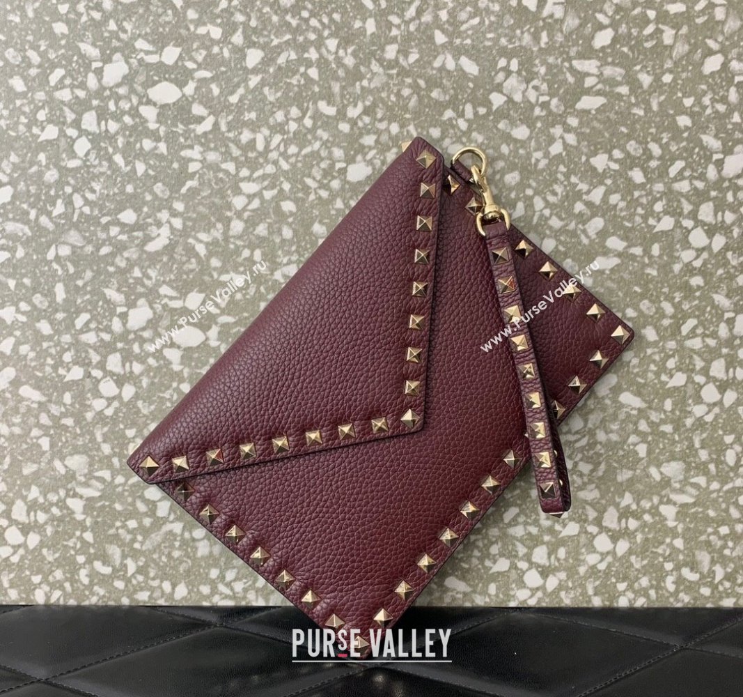 Valentino Rockstud Grainy Calfskin pouch Burgundy 2024 VLTN053 (LN-240624021)