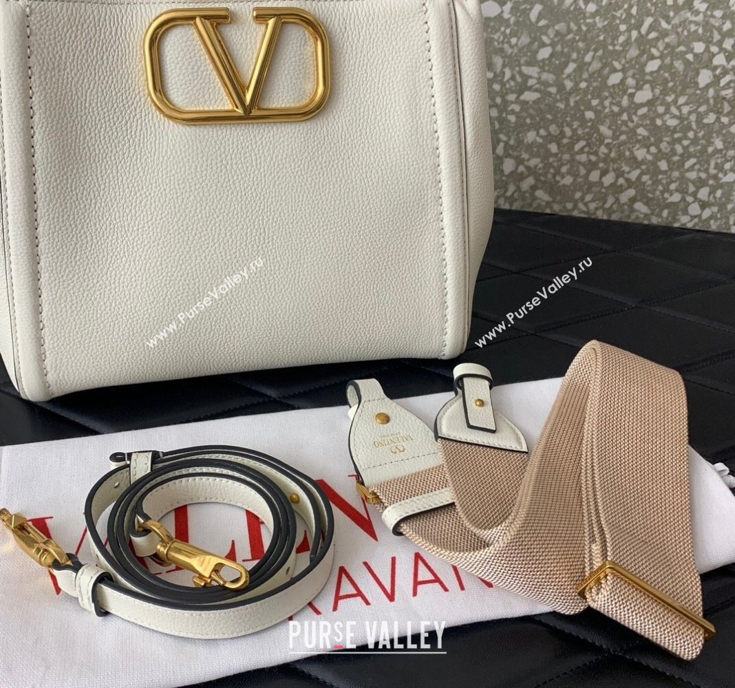 Valentino Alltime Medium Handbag in Grainy Calfskin White 2024 0288M (LN-240624028)