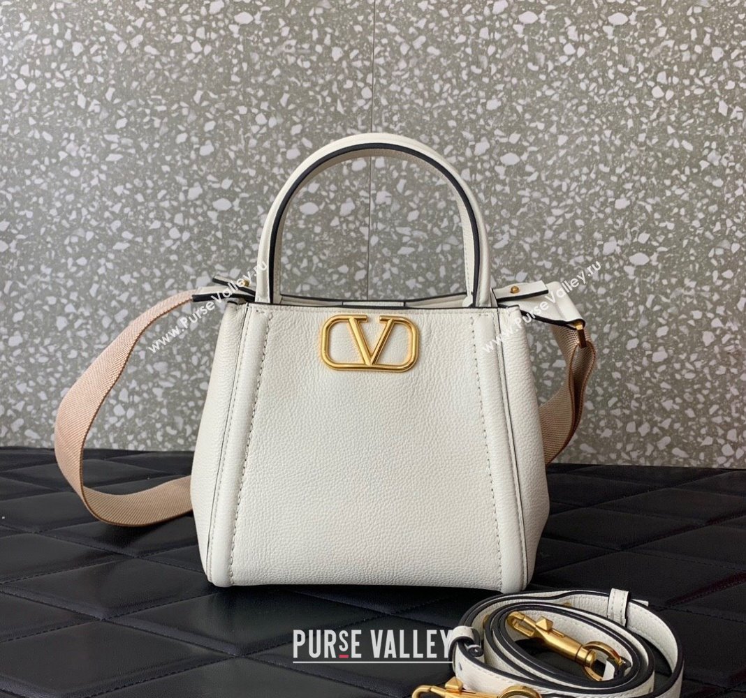 Valentino Alltime Small Handbag in Grainy Calfskin White 2024 0288S (LN-240624033)