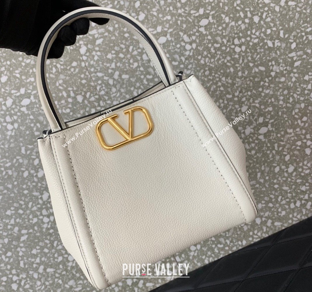 Valentino Alltime Small Handbag in Grainy Calfskin White 2024 0288S (LN-240624033)