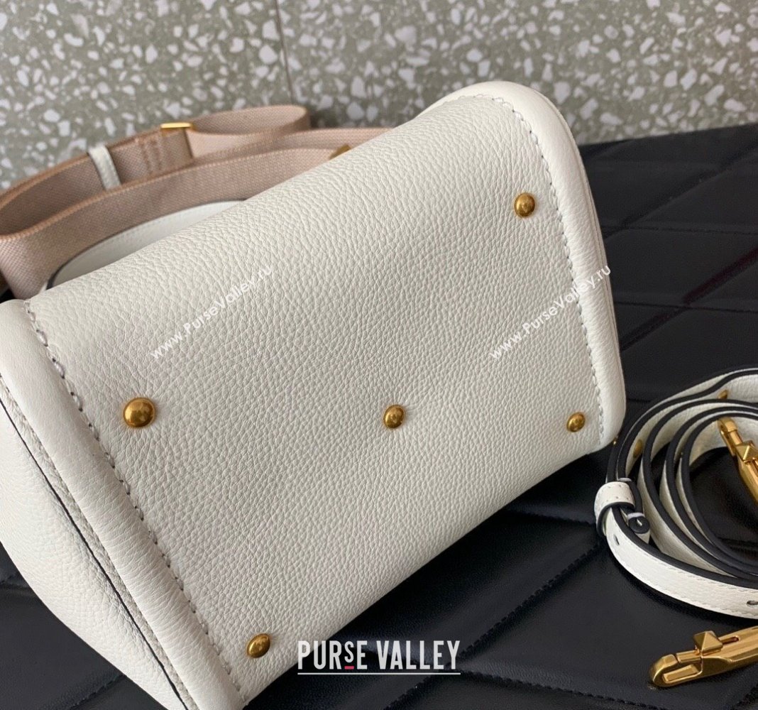 Valentino Alltime Small Handbag in Grainy Calfskin White 2024 0288S (LN-240624033)