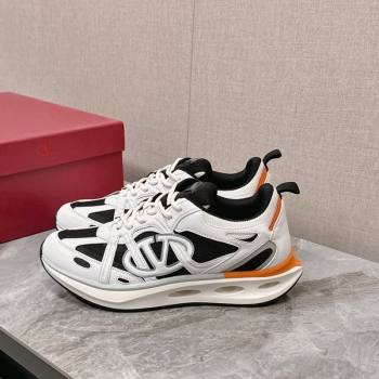 Valentino Mens VLogo Easyjog Low-top Sneakers in Calfskin and Fabric White/Black 2024 0725 (KL-240725034)