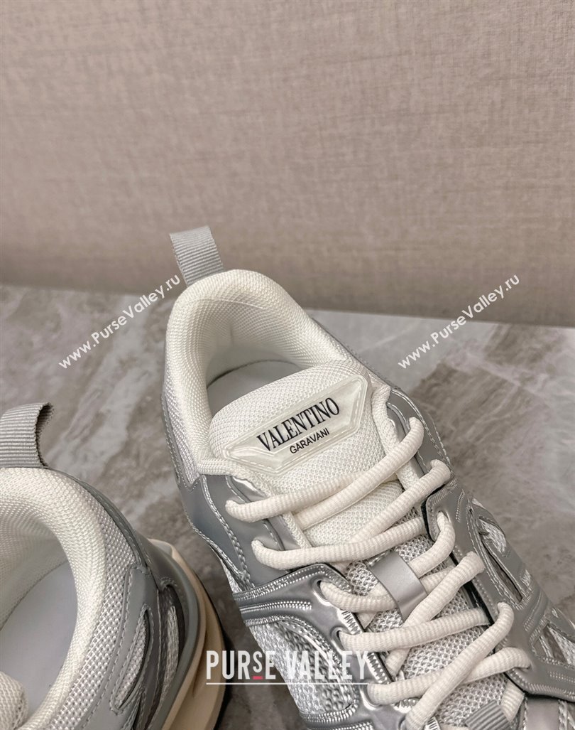 Valentino Mens VLogo Easyjog Low-top Sneakers in Calfskin and Fabric Silver 2024 0725 (KL-240725035)