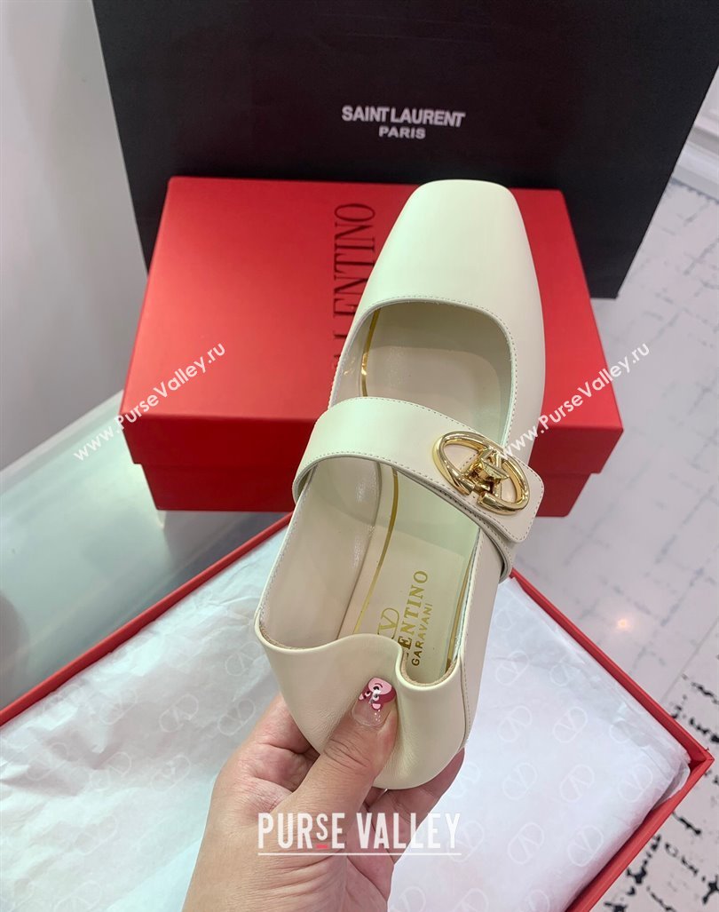 Valentino VLogo Locker Mary-Janes Calfskin Ballerinas Flat White 2024 0725 (KER-240725024)