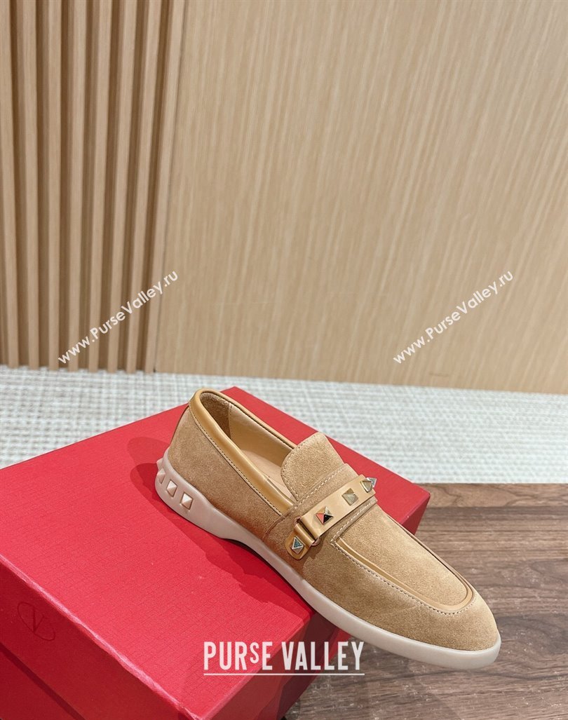 Valentino Leisure Flows Rockstud Loafers in Suede Camel Brown 2024 0812 (KL-240812133)