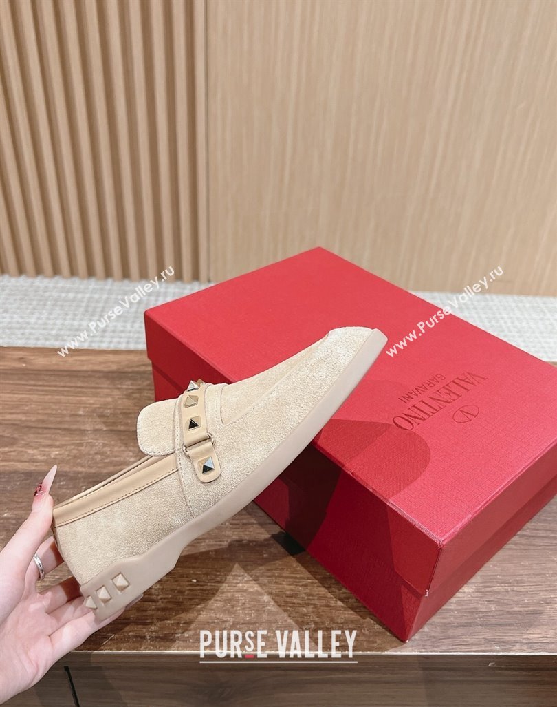 Valentino Leisure Flows Rockstud Loafers in Suede Beige 2024 0812 (KL-240812134)