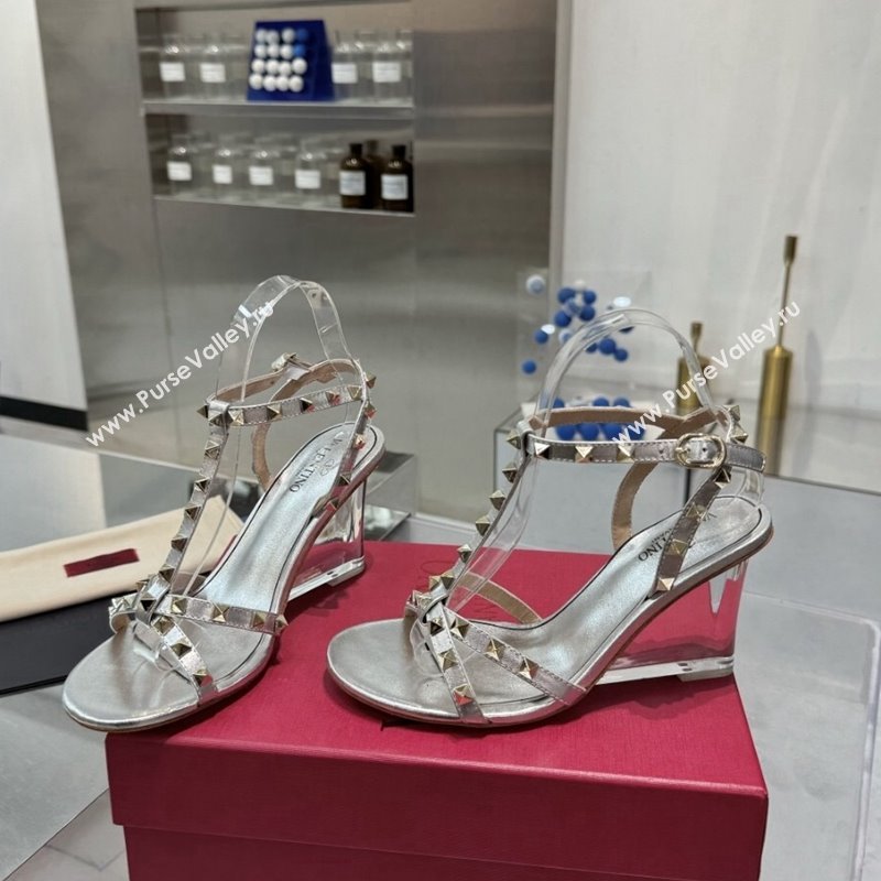 Valentino Rockstud Nappa Leather Wedge Sandals 8.5cm with Clear Heel Silver 2024 VLS090301 (XL-240903075)