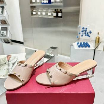 Valentino Rockstud Patent Calfskin Wedge Slides Sandal 5/8.5cm with Clear Heel Powder Pink 2024 VLS090302 (XL-240903087)