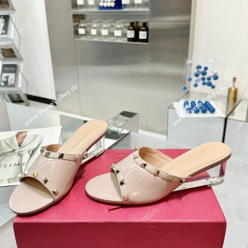 Valentino Rockstud Patent Calfskin Wedge Slides Sandal 5/8.5cm with Clear Heel Powder Pink 2024 VLS090302 (XL-240903087)