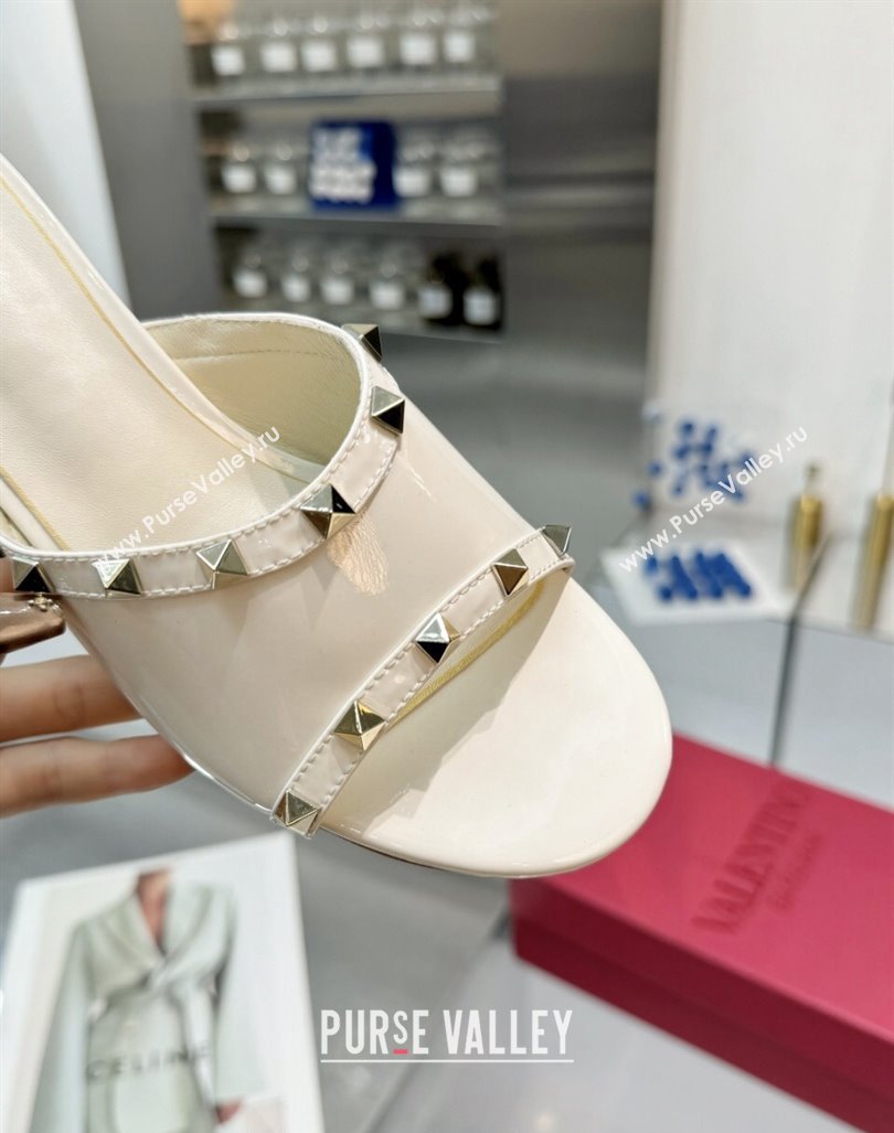 Valentino Rockstud Patent Calfskin Wedge Slides Sandal 5/8.5cm with Clear Heel White 2024 VLS090302 (XL-240903088)