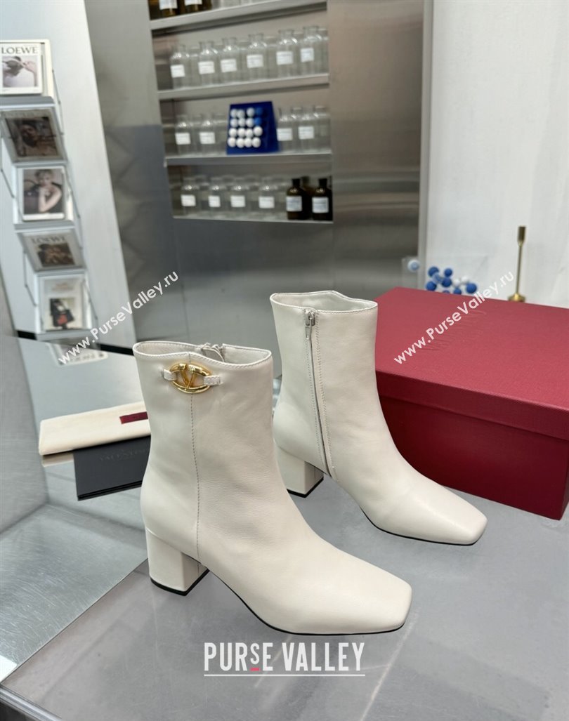 Valentino VLogo The Bold Edition Calfskin Ankle Boots 6cm Heel White 2024 (XL-241009003)