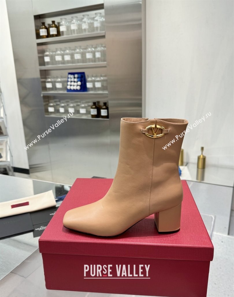 Valentino VLogo The Bold Edition Calfskin Ankle Boots 6cm Heel Beige 2024 (XL-241009004)