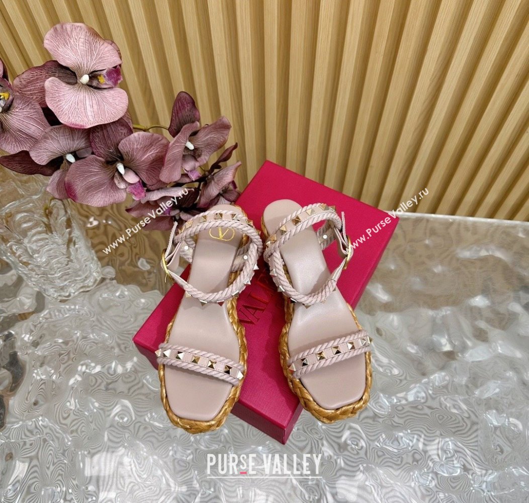 Valentino Roman Stud Wedge Sandals 4.5/7.5cm with Straw-Like Outsole Powder Pink 2024 (MD-241116039)