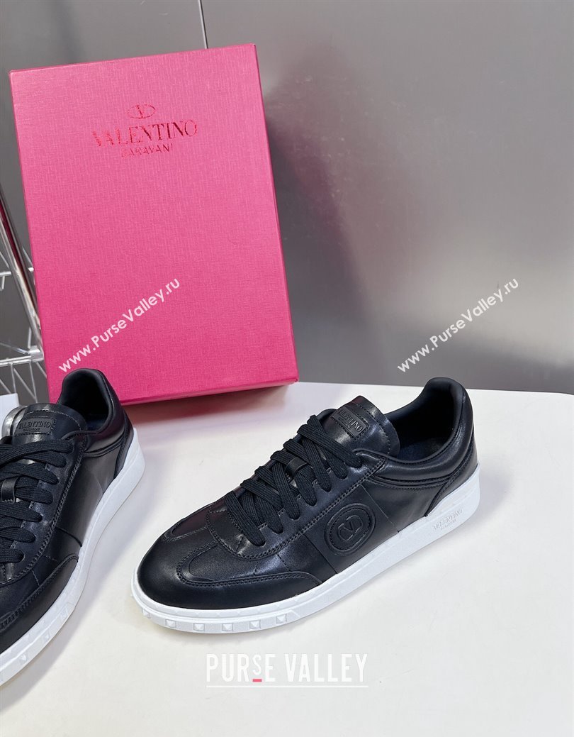 Valentino Upvillage Trainer Sneakers in Calfskin Leather with Logo Web Black 2024 (MD-241116028)