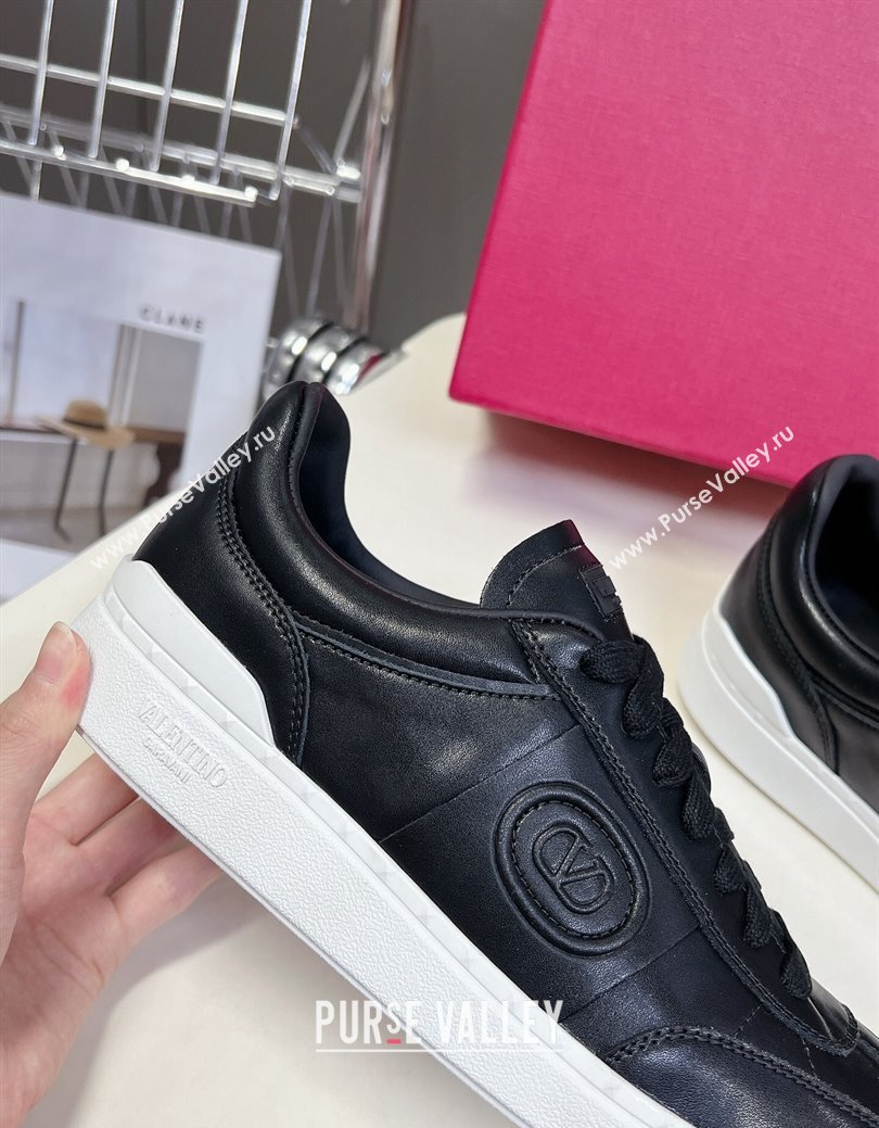 Valentino Upvillage Trainer Sneakers in Calfskin Leather with Logo Web Black 2024 (MD-241116028)