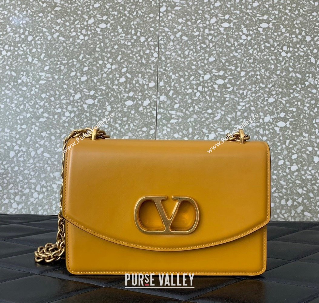 Valentino Vain shoulder bag in shiny calfskin with metallic VLogo Signature Yellow 2024 2016 (LN-241214001)