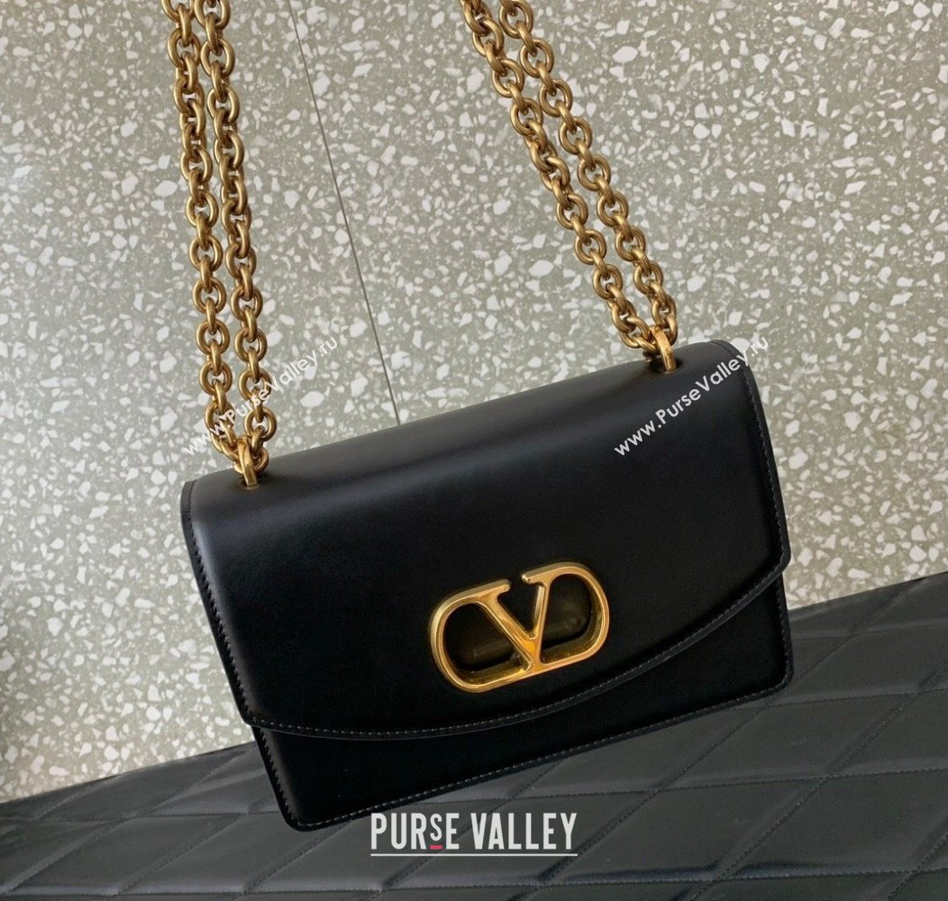 Valentino Vain shoulder bag in shiny calfskin with metallic VLogo Signature Black 2024 2016 (LN-241214003)