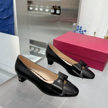 Valentino Bowow Low Heel Pumps 5cm in Calfskin Leather Black 2024 1226 (XL-241226028)