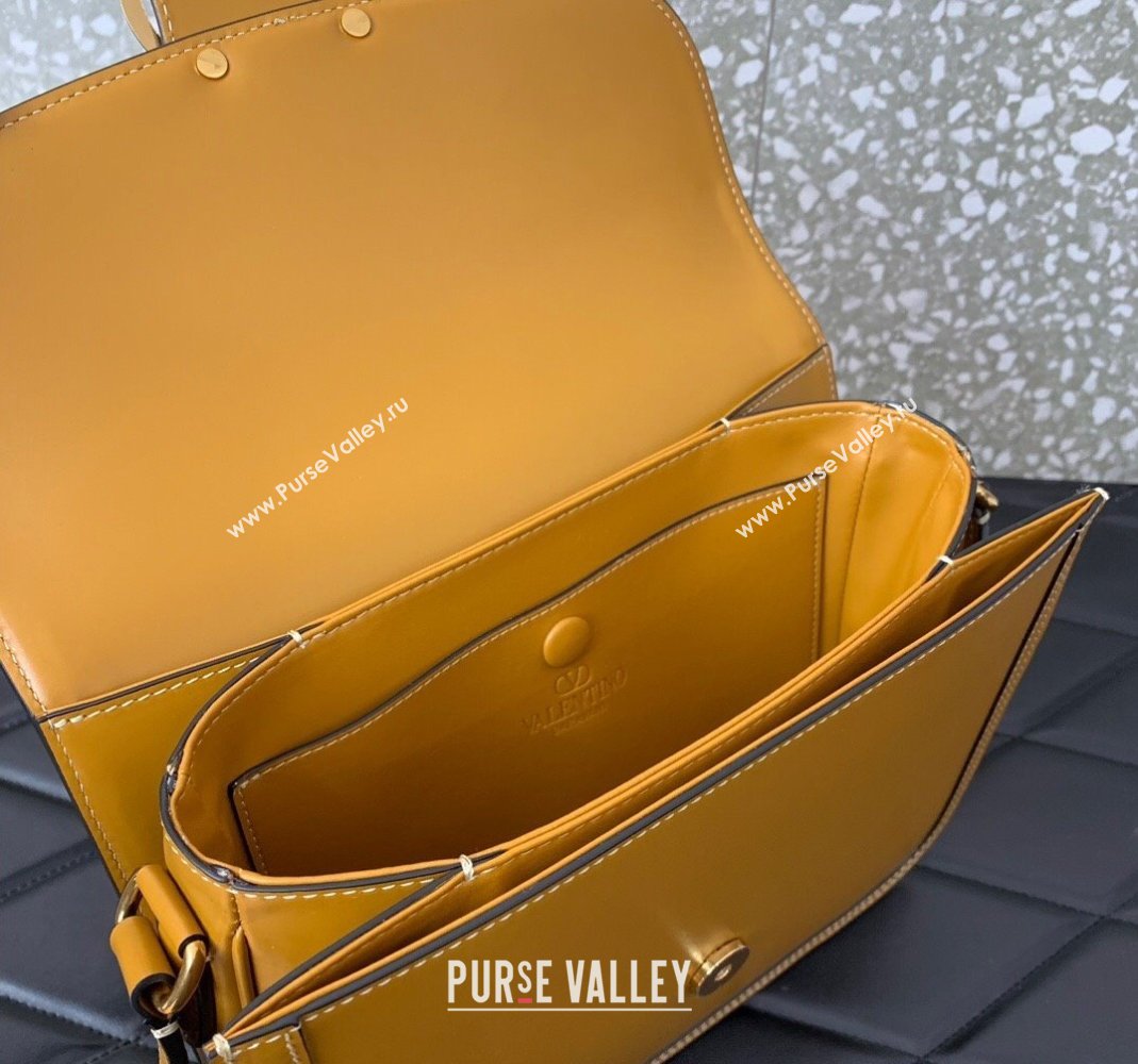 Valentino 9TO5 Shoulder Bag in Smooth Calfskin Yellow 2025 2015 (LKF-250407094)