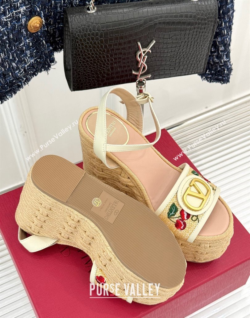 Valentino VLogo Signature Cherryfic Wedge Sandals 12cm in Jacquard Synthetic Raffia and Rope White 2025 (MD-250428015)